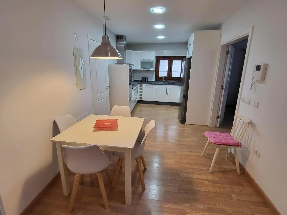 Casa Matele 3 Bed Apt Arona  Lägenhet