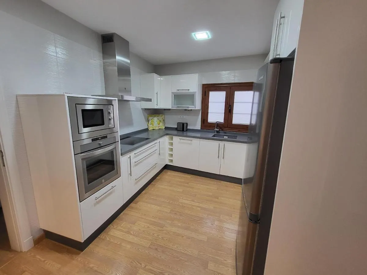 Apartment Casa Matele 3 Bed Apt Arona